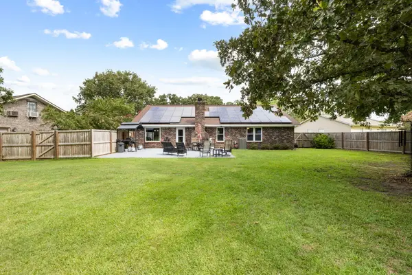 222 Mohican Circle, Summerville, SC 29483