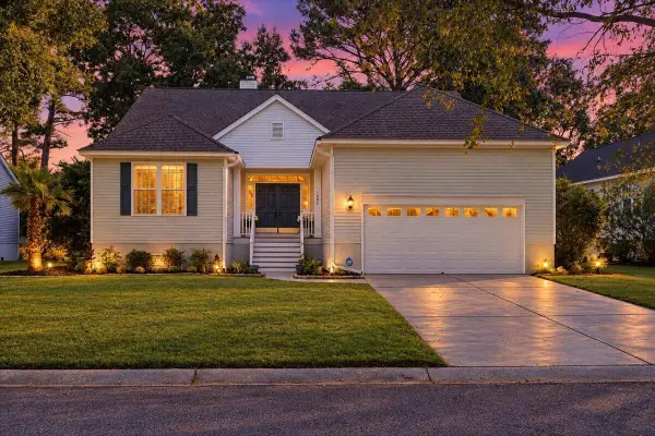 1292 Wisteria Wall Drive, Mount Pleasant, SC 29464