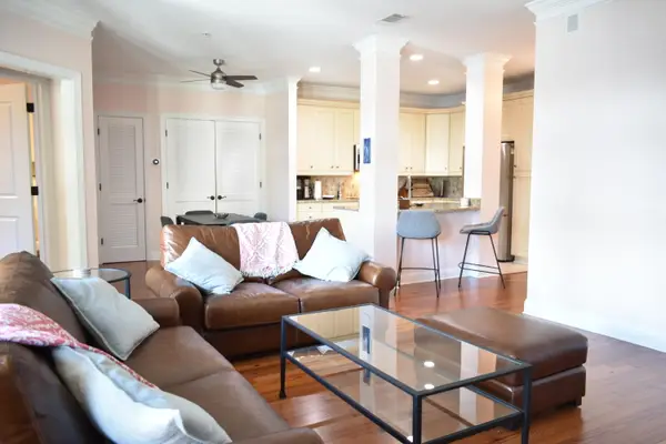 76 Society Street #Apt 22, Charleston, SC 29401