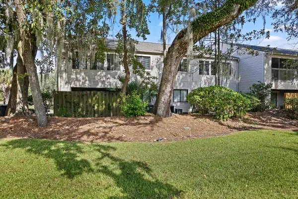 91 Ashley Hall Plantation Road #Apt 7, Charleston, SC 29407