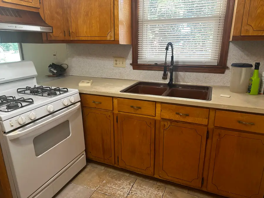 105 Wren Court, Summerville, SC 29485 - #3