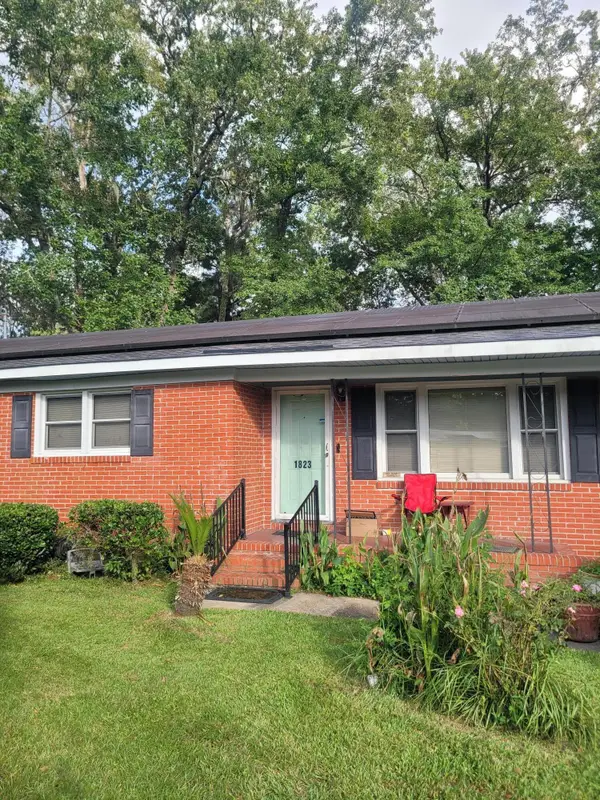 1823 Jaywood Circle, Charleston, SC 29407