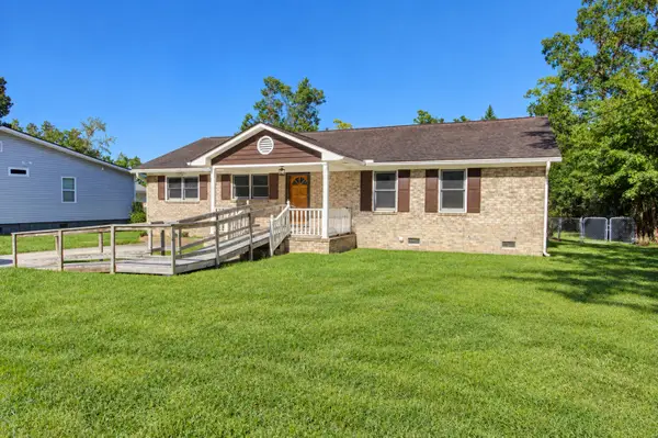 5920 Maple Street, Hanahan, SC 29410