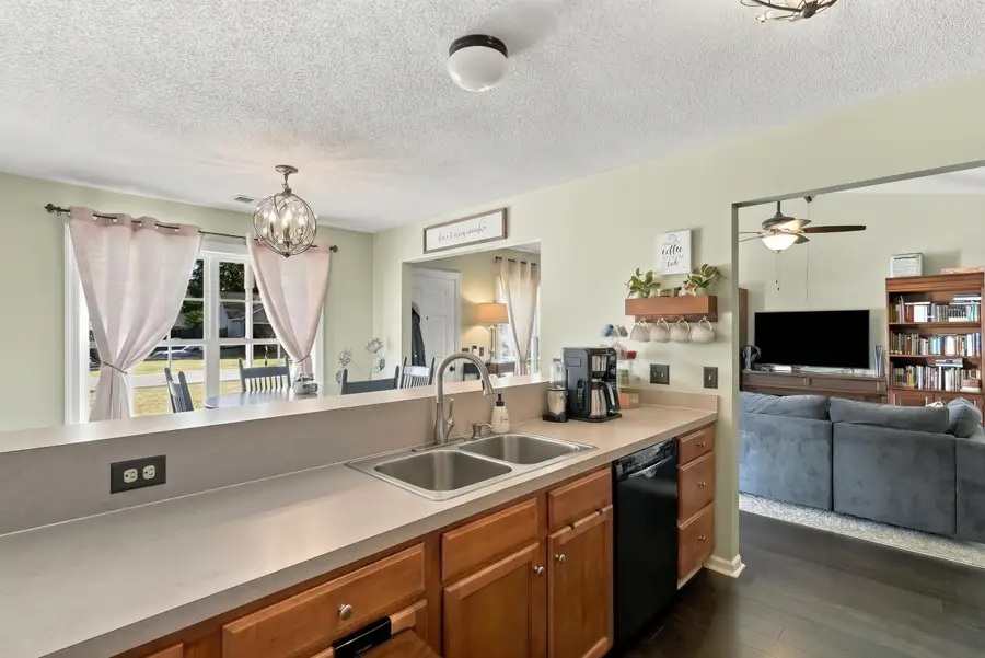 121 Pointer Drive, Goose Creek, SC 29445 - #3