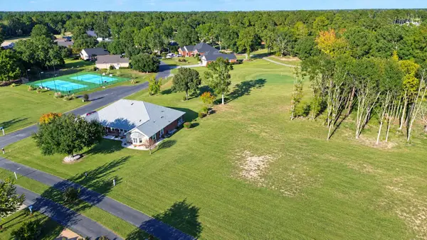 92 Ridge Lake Drive, Manning, SC 29102