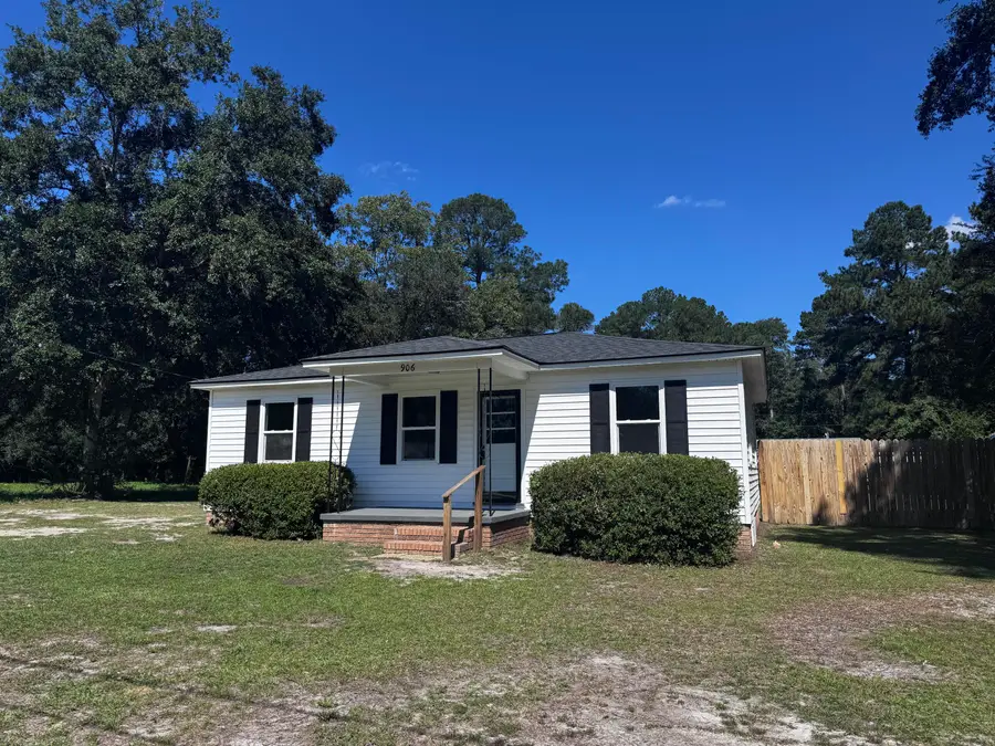906 Poplar Street, Walterboro, SC 29488 - #2