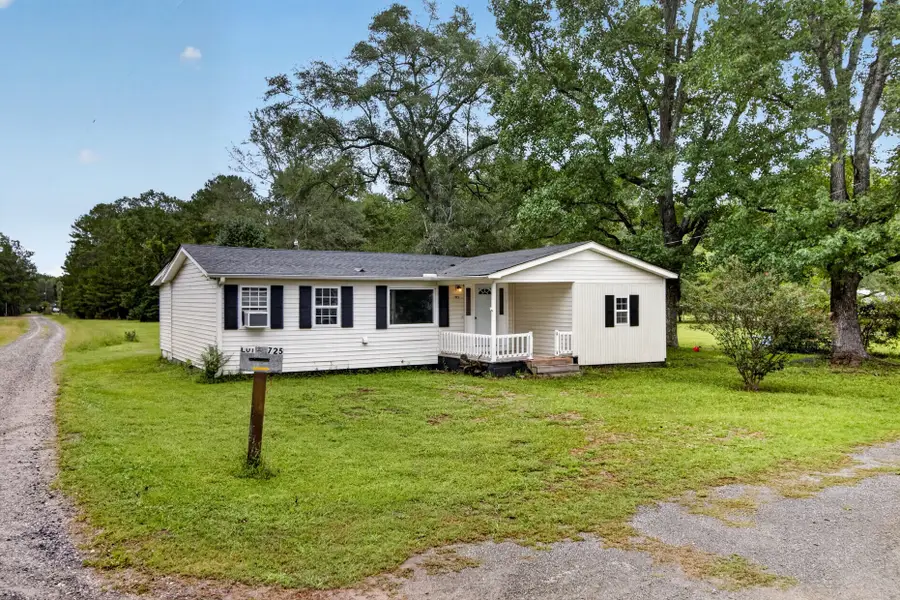 721 Litchfield Lane, Bonneau, SC 29431 - #2