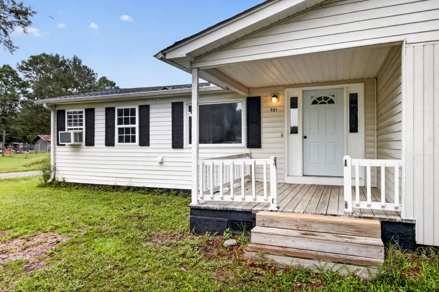 721 Litchfield Lane, Bonneau, SC 29431 - #3