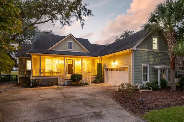 823 Colony Drive, Charleston, SC 29407