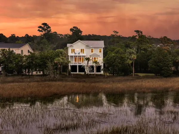 2753 Oak Manor Drive, Mount Pleasant, SC 29466