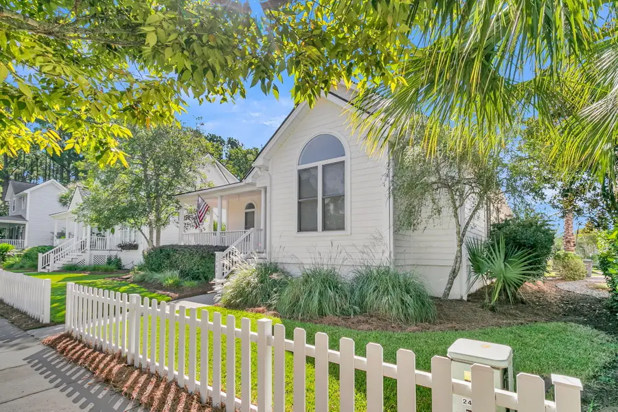 2486 Cheswick Lane, Mount Pleasant, SC 29466 - #3