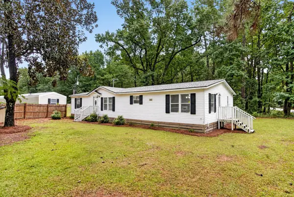 3952 Clover Hill Road, Green Pond, SC 29446