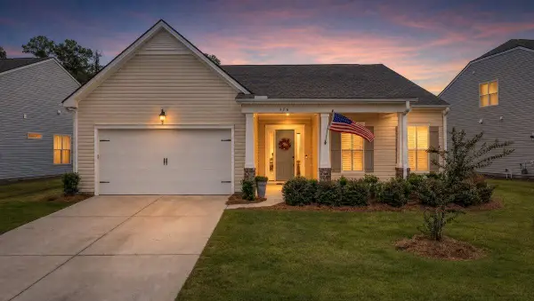 316 Tupelo Lake Drive, Summerville, SC 29486