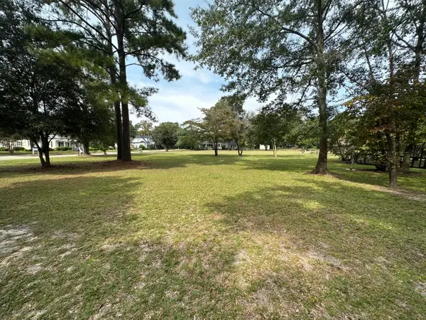 15 S Cantey Street, Summerton, SC 29148