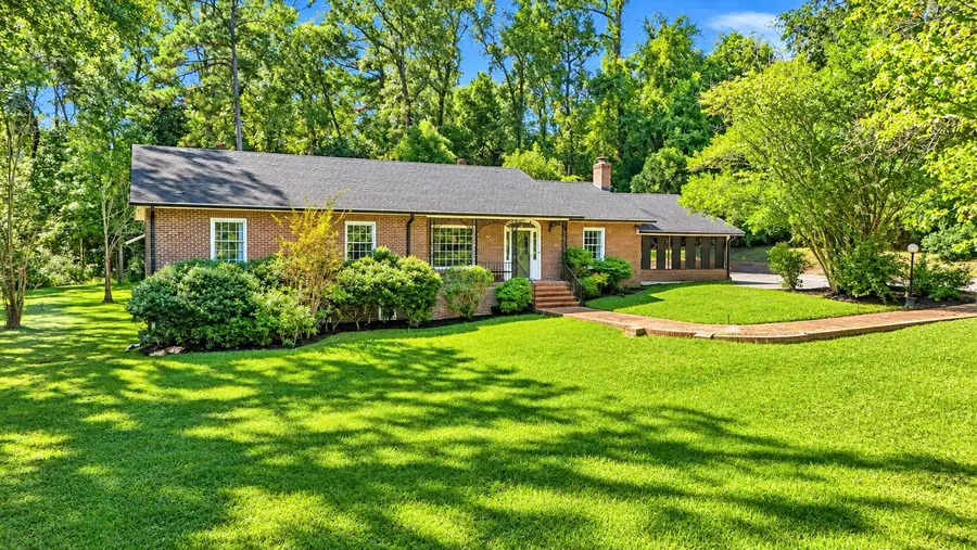 208 E Carolina Avenue, Summerville, SC 29483 - #3