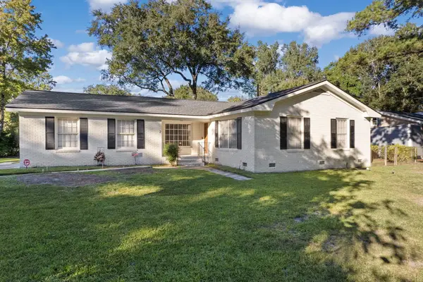 2 Ravenna Avenue, Hanahan, SC 29410