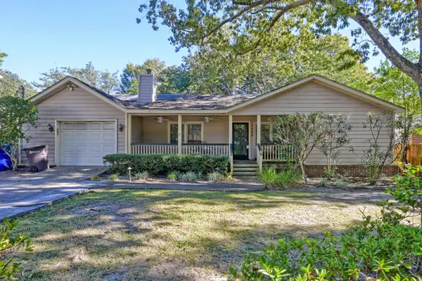 1122 Simmons Street, Mount Pleasant, SC 29464