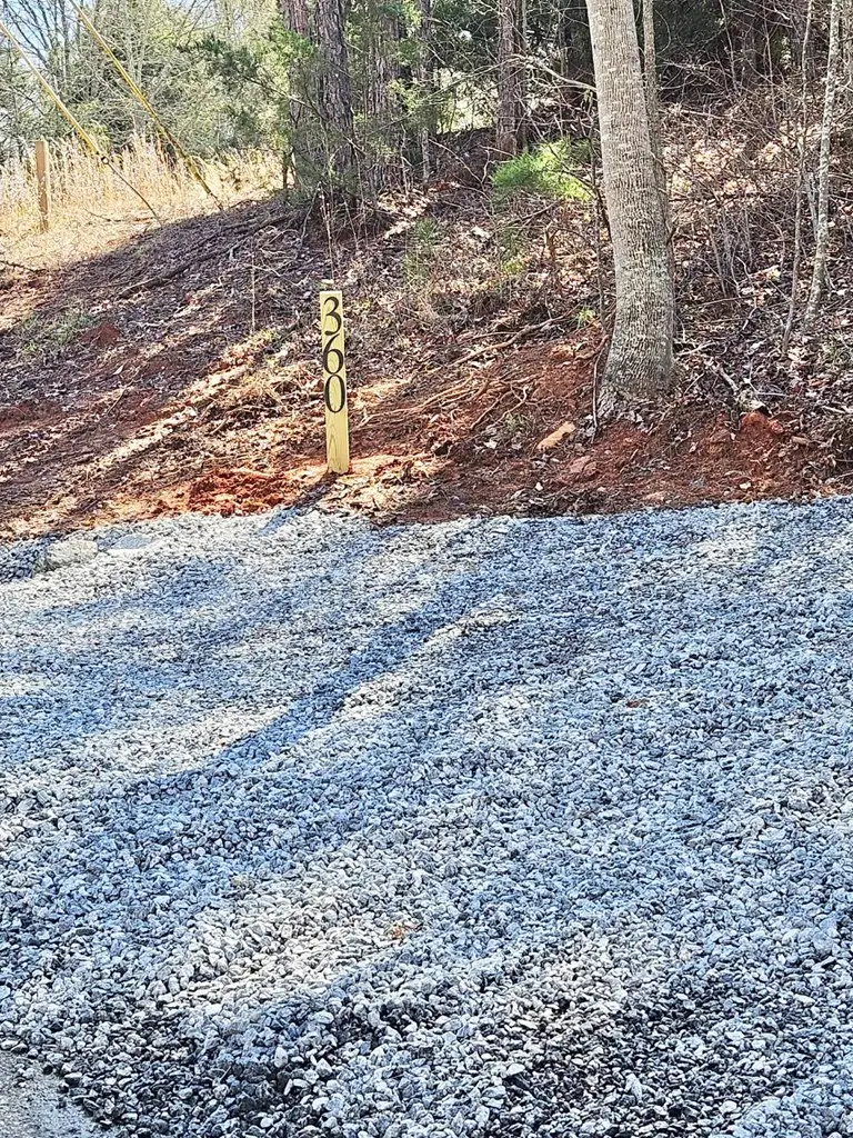 360 Lake Shore Dr., Iva, SC 29655 - Image #2