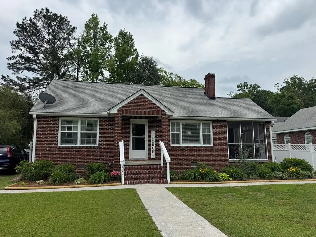 422 E Savannah St, Calhoun Falls, SC 29628 - #1