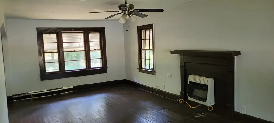 1611 Gary Street, Clinton, SC 29325 - Image #2