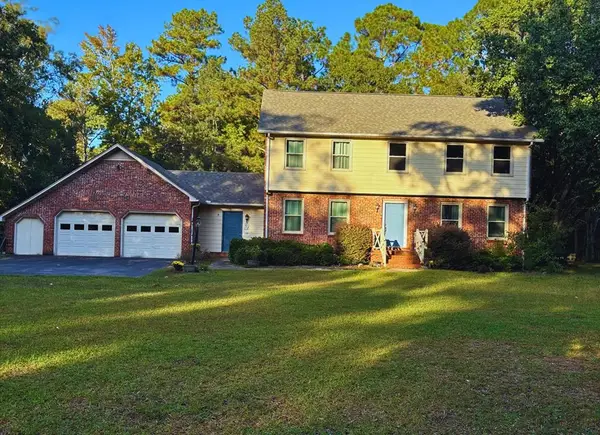 1230 Calhoun Rd, Greenwood, SC 20649