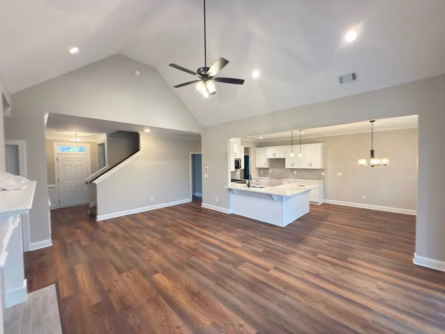 505 Oakmonte Circle, Abbeville, SC 29620 - Image #3