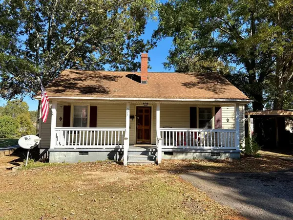 526 Kershaw St, Calhoun Falls, SC 29628