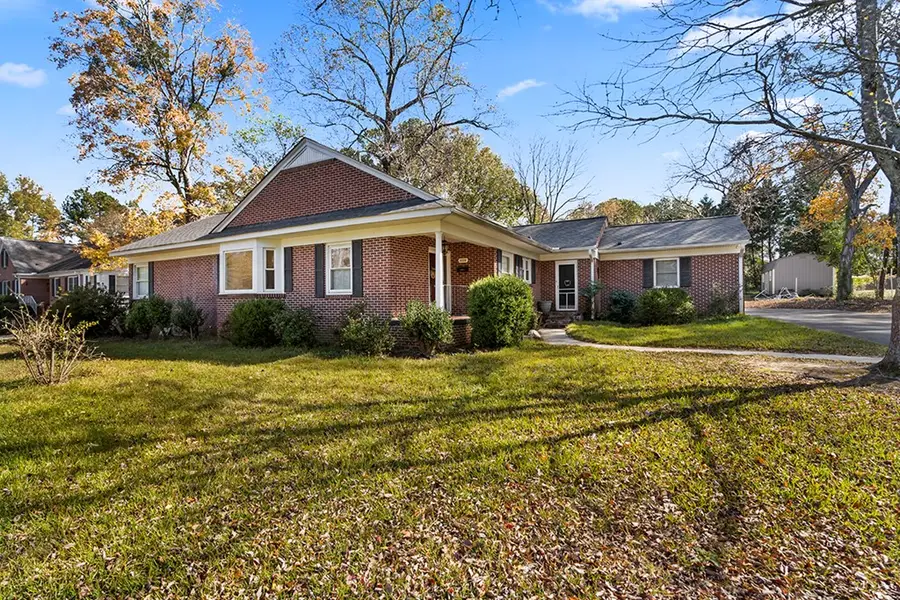 608 Brooklane, Greenwood, SC 29649 - Image #2