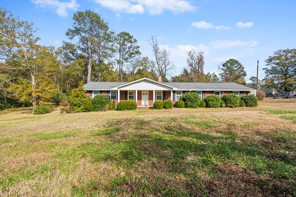 128 Lawton St, Greenwood, SC 29649 - Image #1