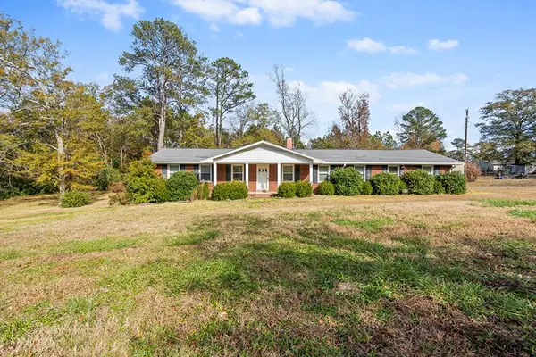 128 Lawton St, Greenwood, SC 29649