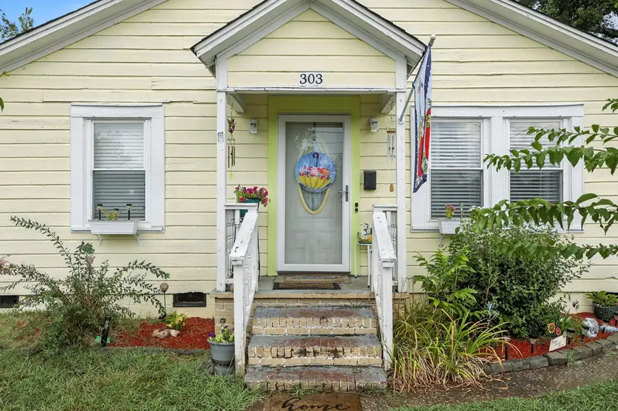 303 Poplar St, Gaffney, SC 20620 - #3