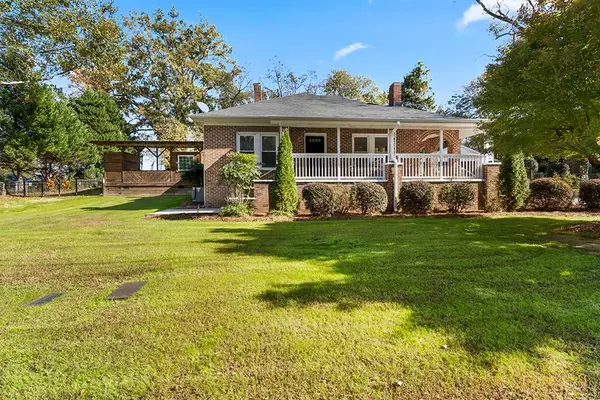 400 Church St N, Ninety Six, SC 29666