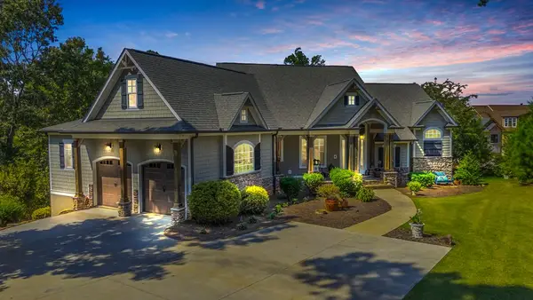 303 Commonwealth Dr, Ninety Six, SC 29666