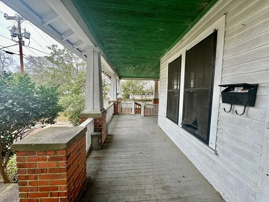 224 E Creswell, Greenwood, SC 29646 - Image #2