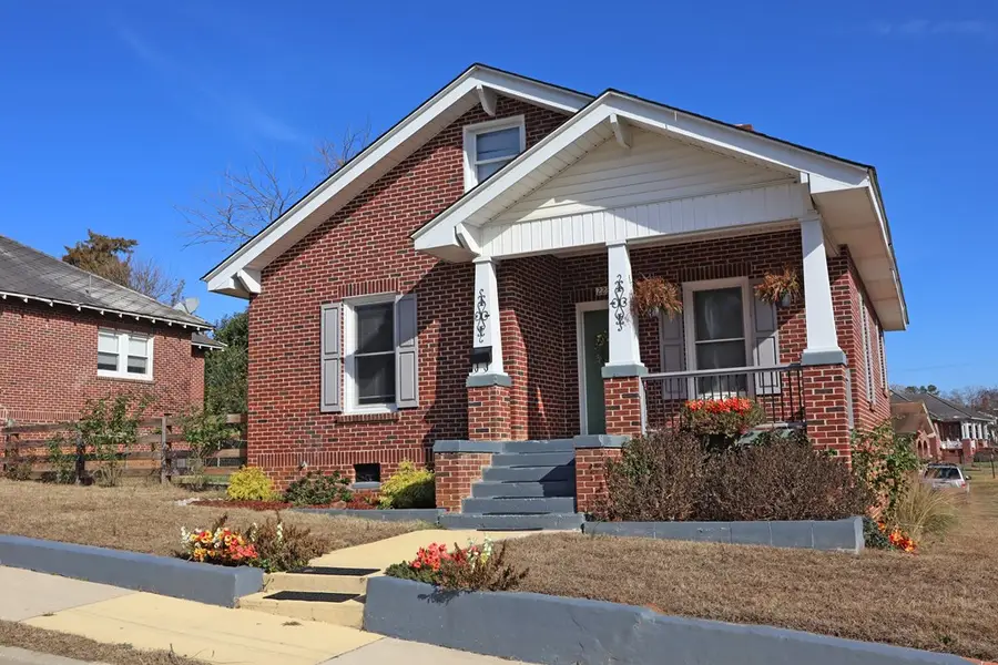 223 Park St, Ninety Six, SC 29666 - Image #2