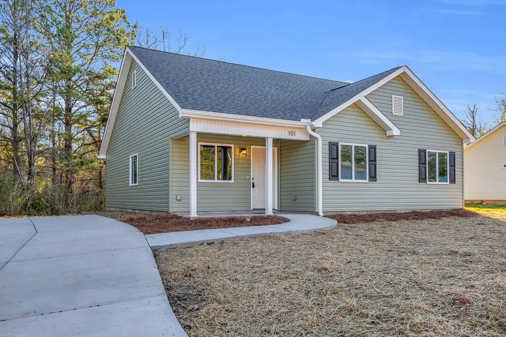 101 Hunter St, Abbeville, SC 29620 - Image #1