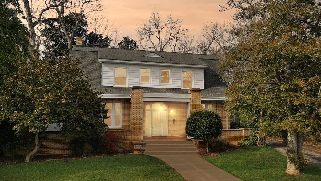 107 Greenville St, Abbeville, SC 29620 - Image #1