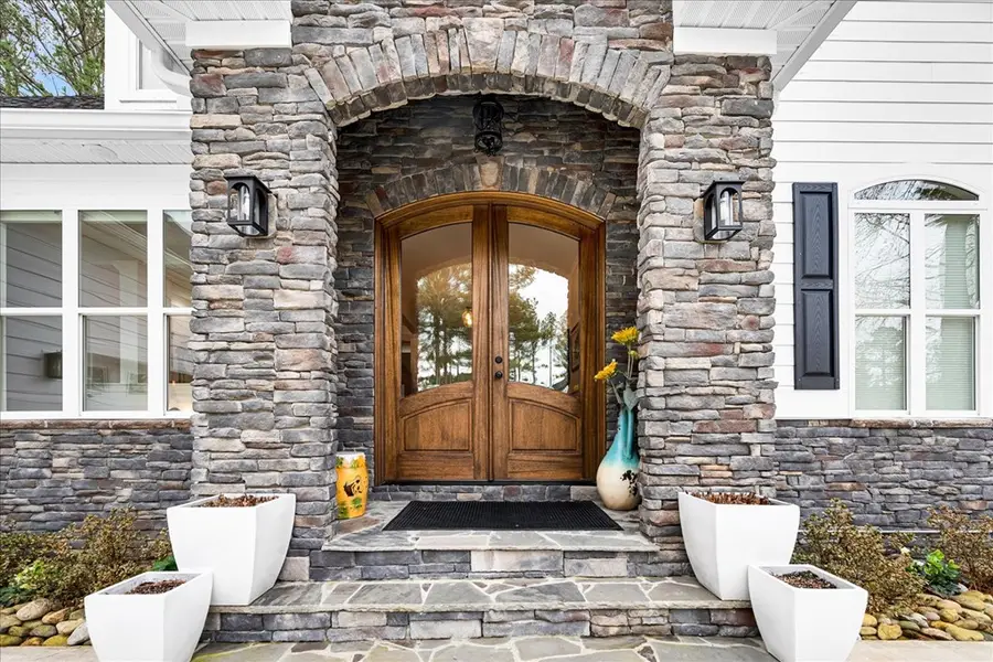 407 Links Crossing S, Ninety Six, SC 29666 - Image #2