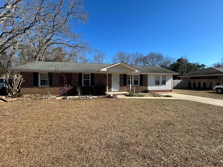 9 Beard Dr, Dalzell, SC 29040 - Image #2