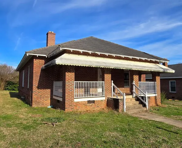 101 Liberty St, Ninety Six, SC 29666