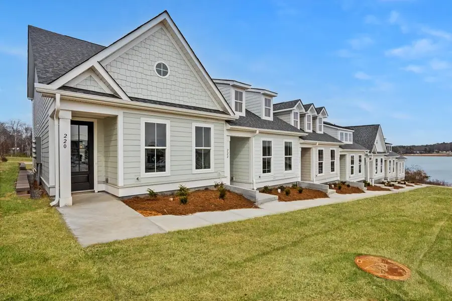 220 Lake Greenwood Blvd, Greenwood, SC 29649 - #3