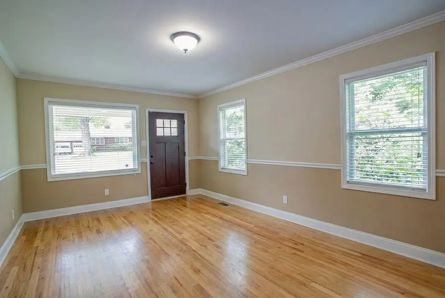 219 E Henrietta Ave, Greenwood, SC 29646 - #2