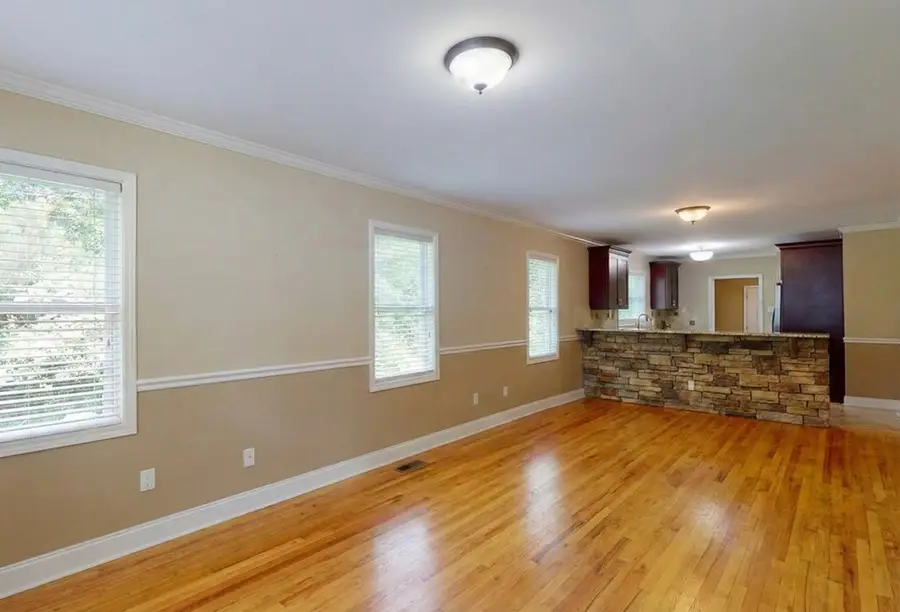 219 E Henrietta Ave, Greenwood, SC 29646 - #3