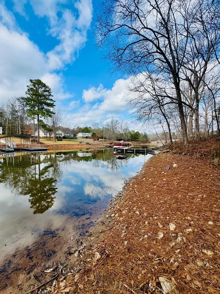 89 Lake Forest Dr, Iva, SC 29655 - #1