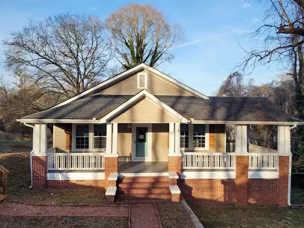 34 Fairview Ave, Ware Shoals, SC 29692