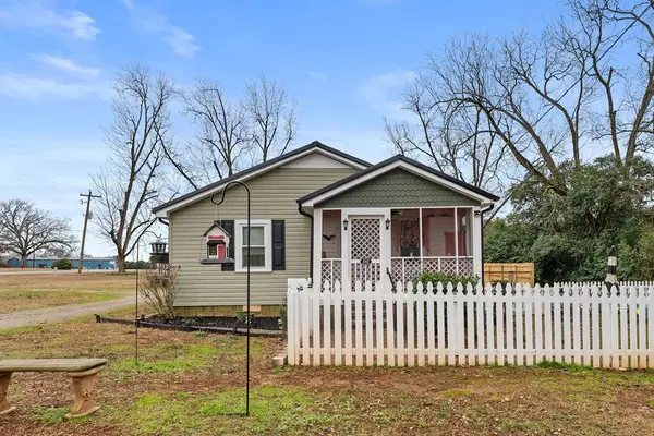 342 N Hampton Avenue, Calhoun Falls, SC 29628