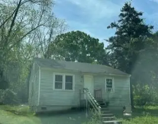 615 Dallas Ct, Greenwood, SC 29646 - #2