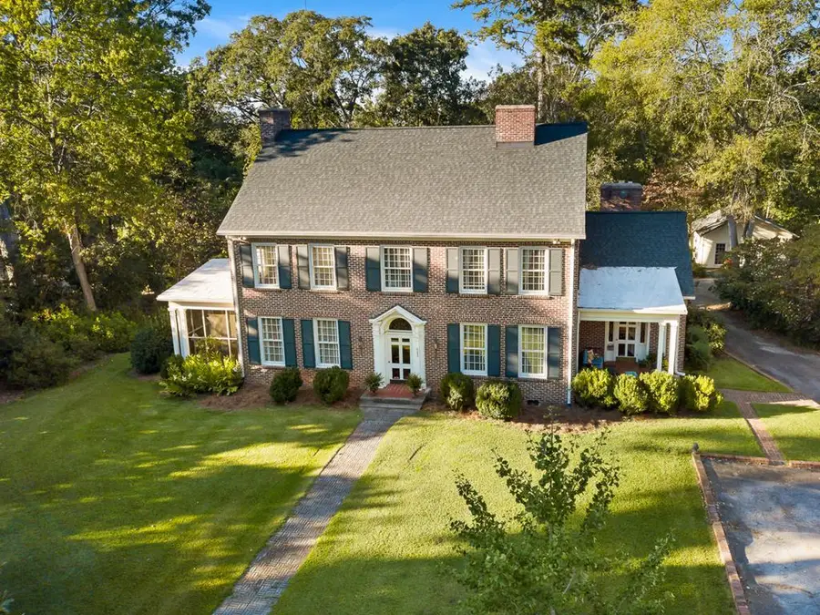 523 E Creswell Ave, Greenwood, SC 29646 - #2