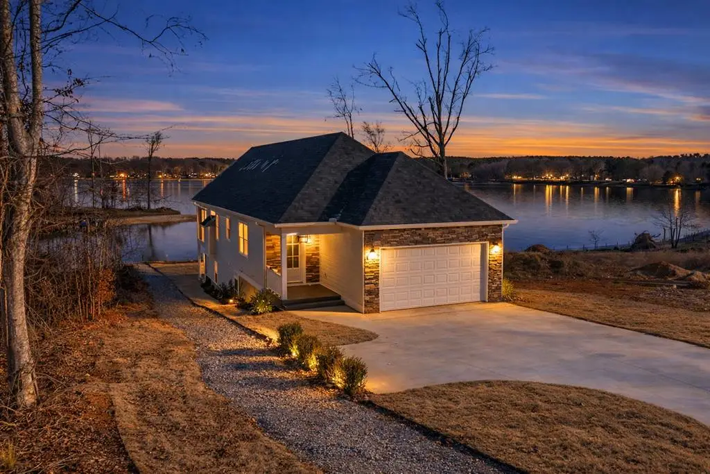 301 Portland Circle, Greenwood, SC 29649 - #1