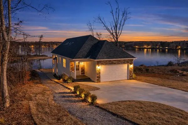 301 Portland Circle, Greenwood, SC 29649
